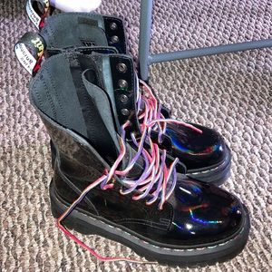 Doc martens air wair girls